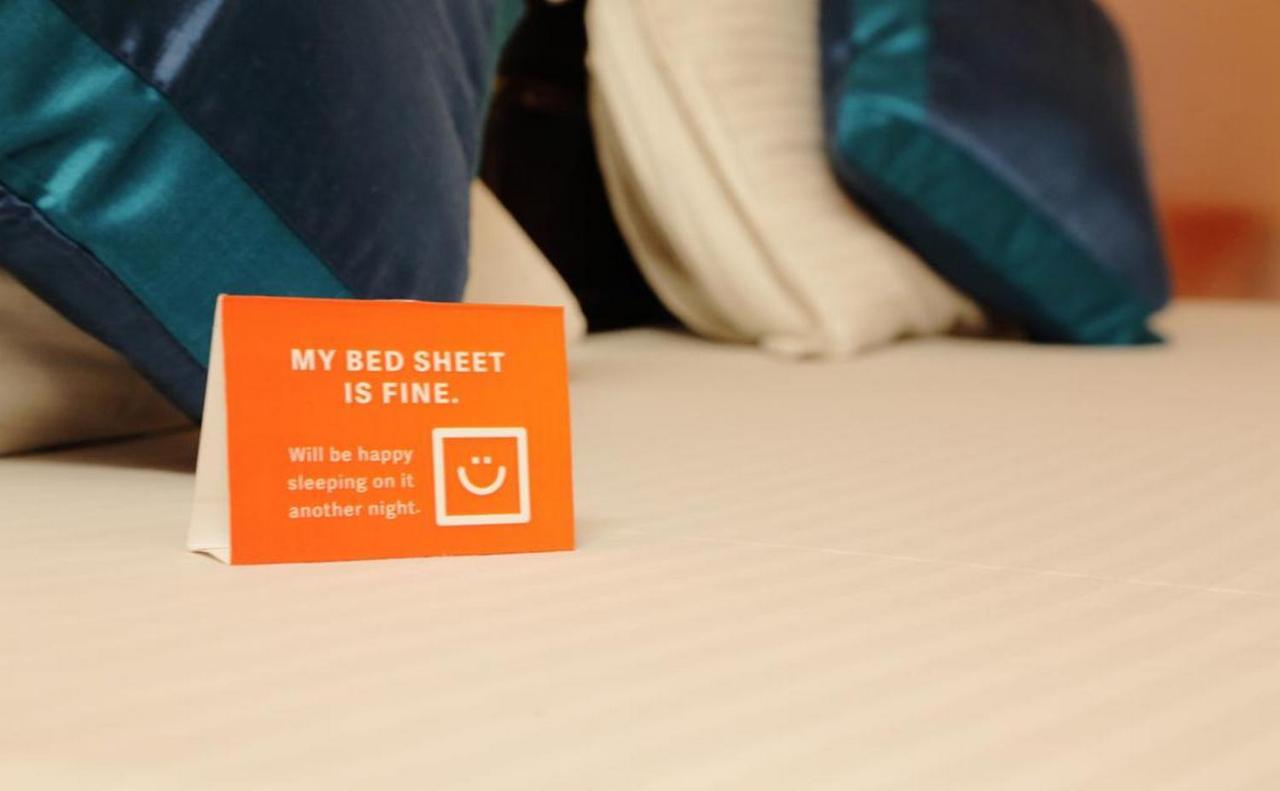 แฟ็บเอ็กซ์เพรส กาซาล เรซิเดนซี Hotel ลัคเนา ภายนอก รูปภาพ